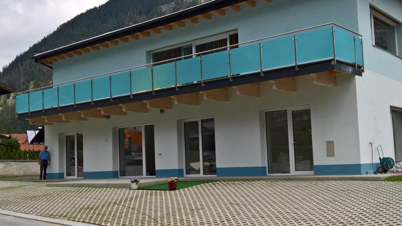 Apartment im Haus mit Herz Nassereith Exterior foto